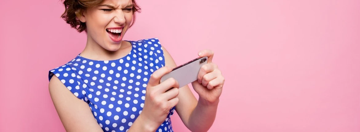 Bivalyerős telefon olcsón – ez a Red Magic 5S telefon