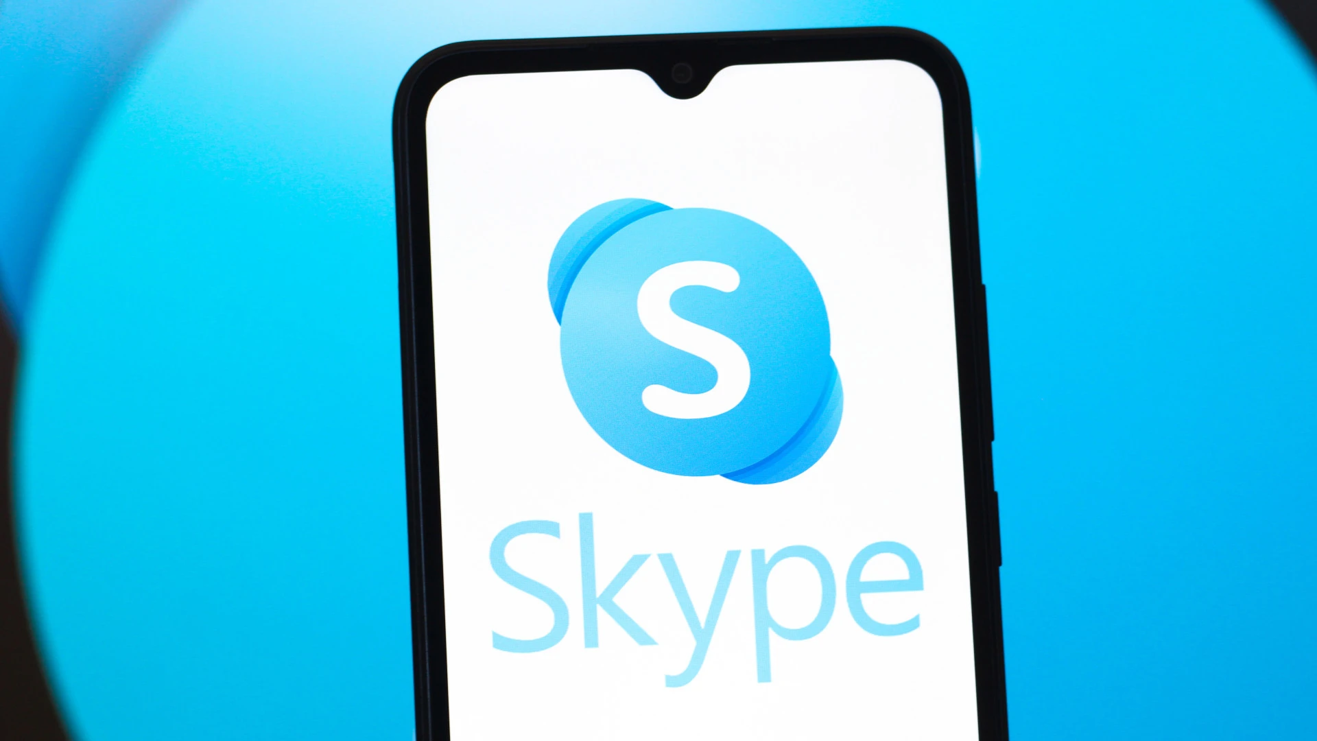 Alternatívák a megszűnő Skype helyett: Mit használjak helyette?