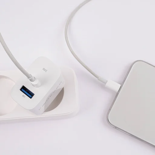 Forever TC-07-30AC PD QC töltő 1x USB-C 1x USB 30W fehér - 5