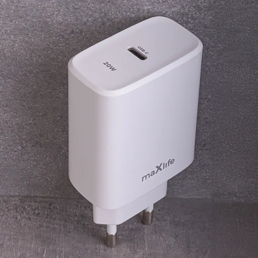 Maxlife MXTC-10-20C PD QC töltő 1x USB-C 20W fehér - 7