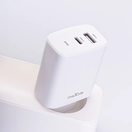 Maxlife MXTC-10-20AC PD QC töltő 1x USB-C 1x USB 20W fehér - 9