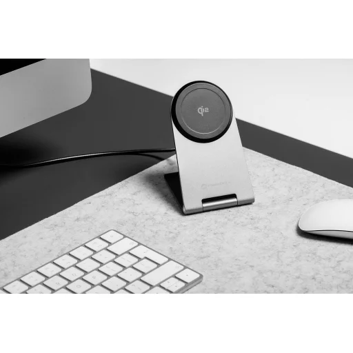 FORCELL F-ENERGY Flip Charge Qi2 15W vezeték nélküli töltő kompatibilis MagSafe-val ezüst - 7