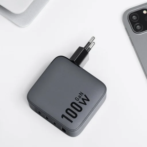 FORCELL F-ENERGY GaN VT-46 utazó töltő 3 x USB-C + USB A PD QC4.0 5A 100W szürke - 6