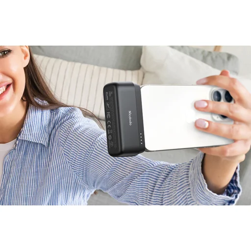 Mcdodo Power Bank MC-6281 20W, 5000mAh Lightning (fekete) - 9