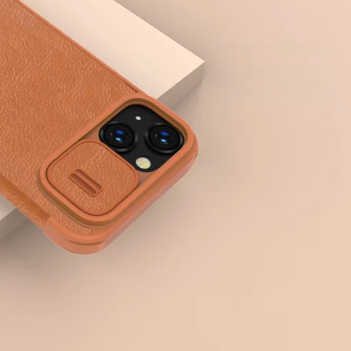 Nillkin Qin Leather Pro iPhone 14 Plus kamera fedő fliptok barna - 10
