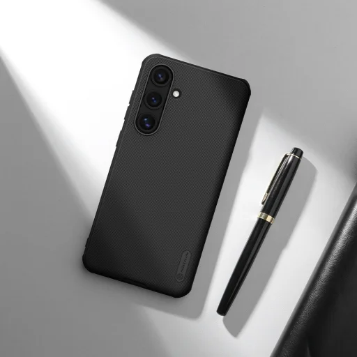 Nillkin Super Frosted PRO Mágneses Hátlap Tok Samsung Galaxy S24 FE Fekete - 9