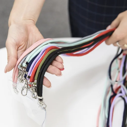 Univerzális nyakpánt mobiltelefonhoz piros - 13