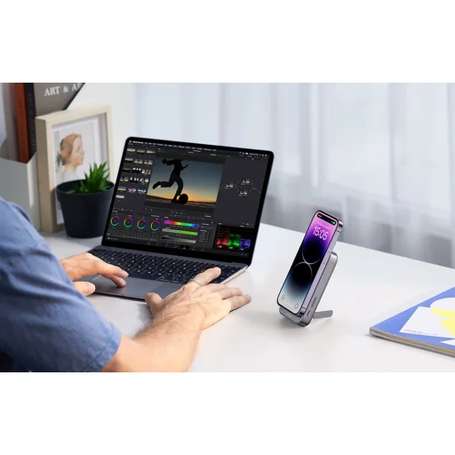 Mágneses powerbank 10000mAh Ugreen PB206, USB + USB-C, 20W állvány funkcióval (fekete) - 7