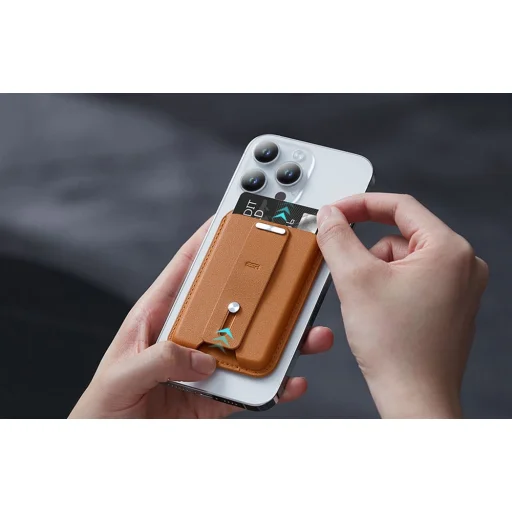 ESR HaloLock Mágneses Pénztárca (karamell barna) - 5