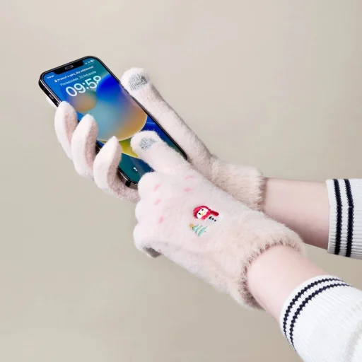 Női téli telefonos kesztyűk hóemberrel és karácsonyfával - bézs - 2