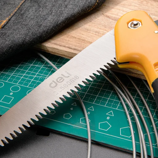 Deli Tools EDL580618 összecsukható kézi fűrész 180mm - 5