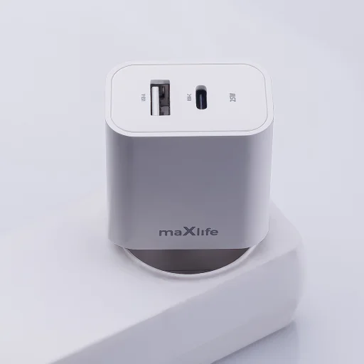 Maxlife MXTC-06-25AC PD QC töltő 1x USB-C 1x USB-A 25W fehér - 4