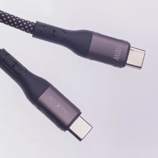 Maxlife MXUC-11 mágneses kábel USB-C - USB-C 1,0 m 100W fekete nylon - 6