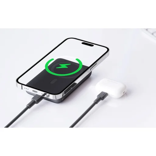 Aukey PB-MS01 mágneses powerbank, 6700mAh, 15W (fekete) - 5