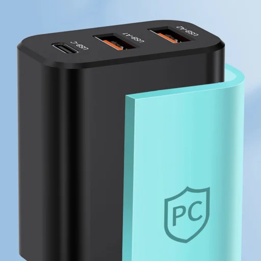 Wozinsky CWCUCB 30W USB-C / 2 x USB-A hálózati töltő - fekete - 9