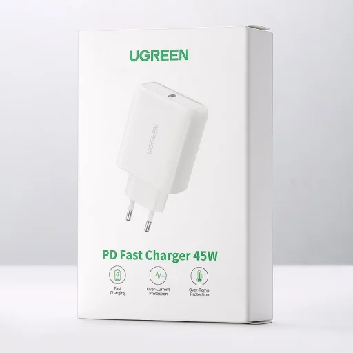 Ugreen univerzális hálózati gyorstöltő USB Type-C aljzattal 45 W PD Power Delivery fehér (60464) - 14