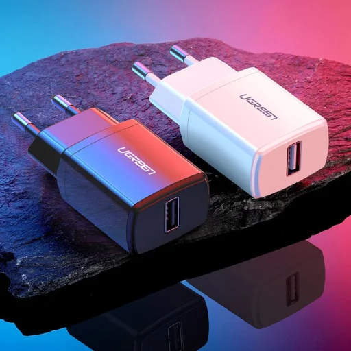 Ugreen USB 2,1A hálózati töltő fekete (50459) - 7