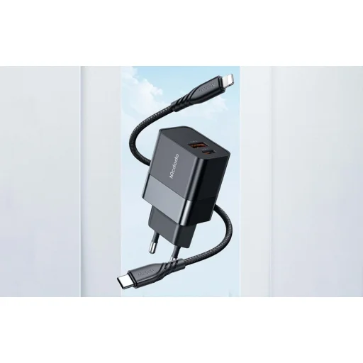Mcdodo CH-1952 USB + USB-C fali töltő, 20W + USB-C - Lightning kábel (fekete) - 3