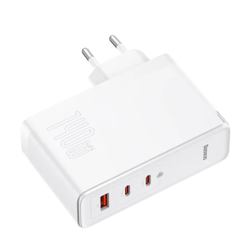 Baseus fali töltő GaN5 Pro PD 140W 2x USB-C 1x USB fehér + USB-C - USB-C 240W kábel - 4