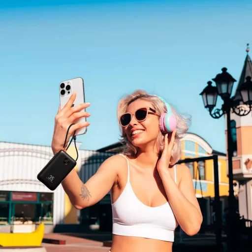 VEGER powerbank 20000 mAh beépített kábelekkel Type C / Lightning PD QC3.0 35W K2 (W2068) fekete - 12