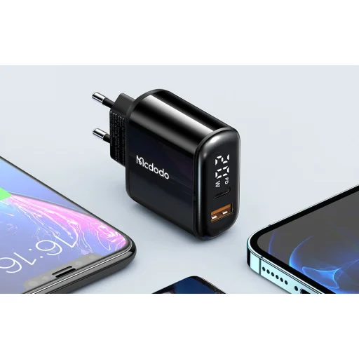 Mcdodo CH-7170 PD 20W 2xUSB + USB-C hálózati töltő (fekete) - 6