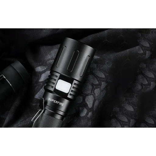 Superfire X60-T zseblámpa - 9