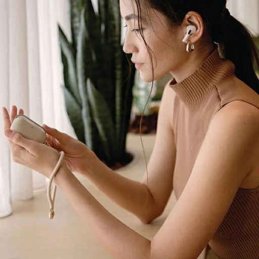 Uniq Coehl Haven tok AirPods Pro 2 (2022/2023) - sötétkék - 3
