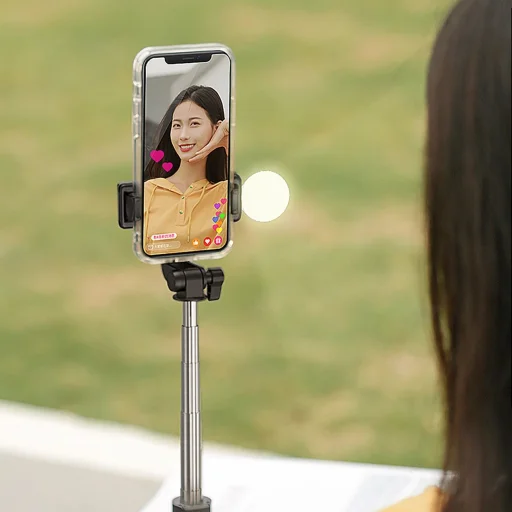 Selfie stick WH1YXS teleszkópos tripod 1m kerek lámpával és telefontartóval - fekete - 14