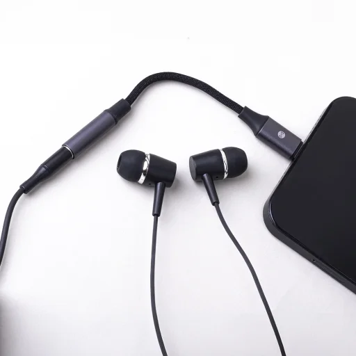 Forever adapter audio AJL-01 jack 3,5 mm - Lightning fekete - 3