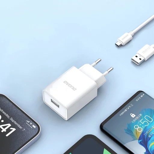 Dudao A4EU USB-A 2.1A fali töltő - fehér + USB-A - micro USB kábel - 9