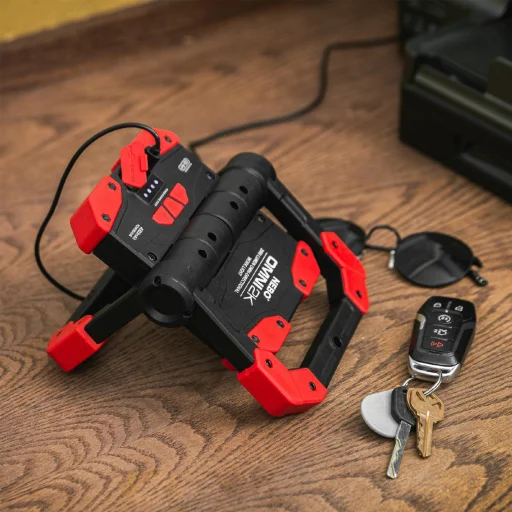 NEBO NE0015 Omni 2000, fényvető, 2000 lm, PowerBank, 2000 lm - 1100 lm - 20 lm, 4000 mAh, mágneses - 3