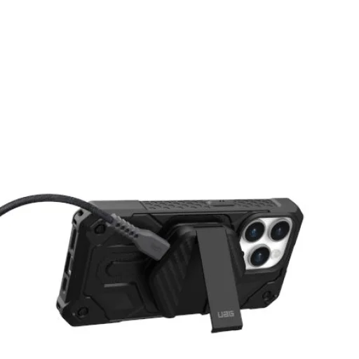 UAG Vezeték nélküli töltő, 15W-os vezeték nélküli töltő állvánnyal, kompatibilis a MagSafe-fel - fekete karbon - 3