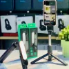 Techsuit - Szelfibot (L15) - Hordozható Stabil Állvány, Levehető LED Lámpa Vezeték nélküli Távirányítóval, 114cm - Fekete thumbnail