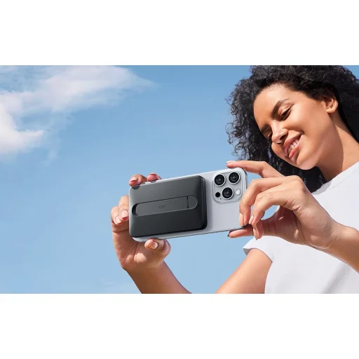 ESR Qi2 MagSlim Kickstand Powerbank 5000 mAh (fekete) - 3