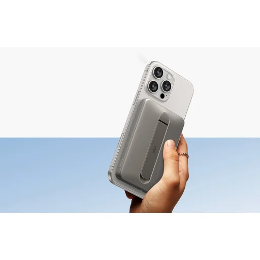 ESR Qi2 MagSlim Kickstand Powerbank 5000 mAh (titanium) - 4