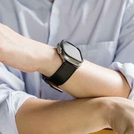  Ringke - Leather One Basic Bold - Apple Watch 1/2/3/4/5/6/7/8/9/10/SE/SE 2/Ultra/Ultra 2 (42/44/45/46/49mm) - Fekete - 4