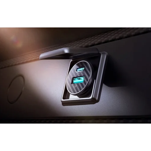 Joyroom JR-CCN16 Mini 15W-os autós töltő fekete - 10