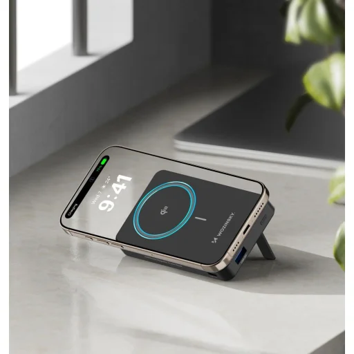 Wozinsky WLWP-10KA0Y3S 22.5W PD Qi2 10000 mAh powerbank támasztékkal, 1x USB-A, 1x USB-C - fekete - 16