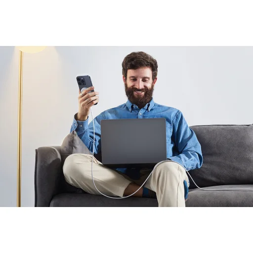 Ugreen Vezeték nélküli töltő W703 MagSafe 15W (iOS eszközökhöz) - 4