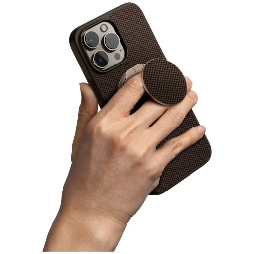 Uniq Keva Air Magclick Charging GripFit tok iPhone 16 Pro Max - Barna - 4