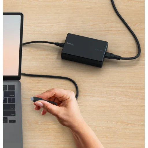 Belkin Connect USB-C Core GaN Teljesítmény Adapter 100W - Fekete, - 3