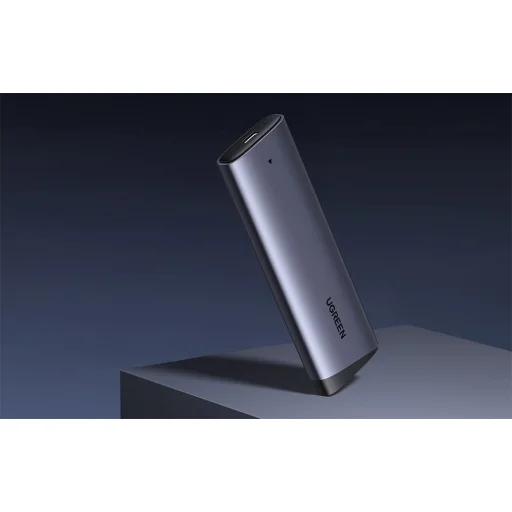 Ugreen CM767 M.2 NVMe SSD ház - 3