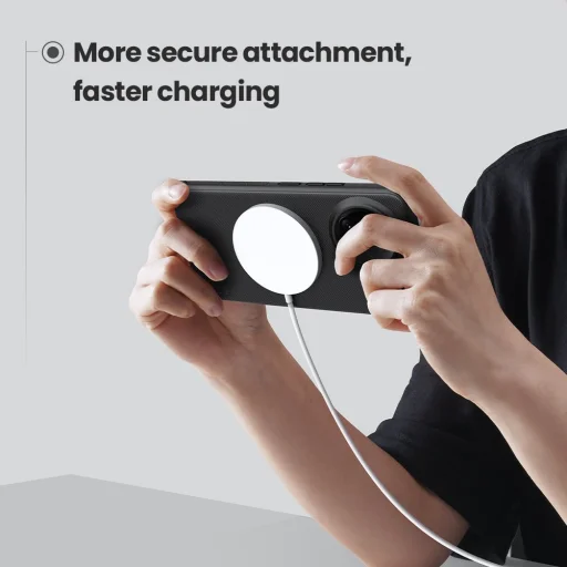 Nillkin Super Frosted PRO Mágneses Hátlapi Tok Poco F7 Ultra Fekete tok - 3