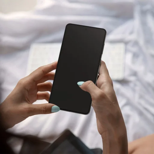 Edzett üveg Spigen Glas.tR "EZ Fit Pro" Galaxy S25 Edge átlátszó üvegfólia - 10