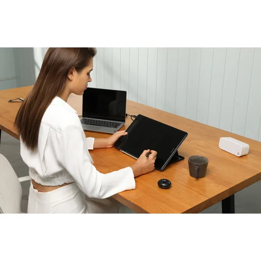 HUION Kamvas Pro 13 (2,5K) digitalizáló tábla - 11