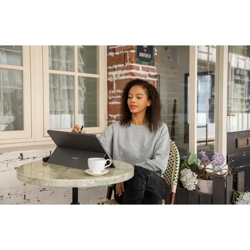 Huion Kamvas Studio 16 grafikus tábla - 15