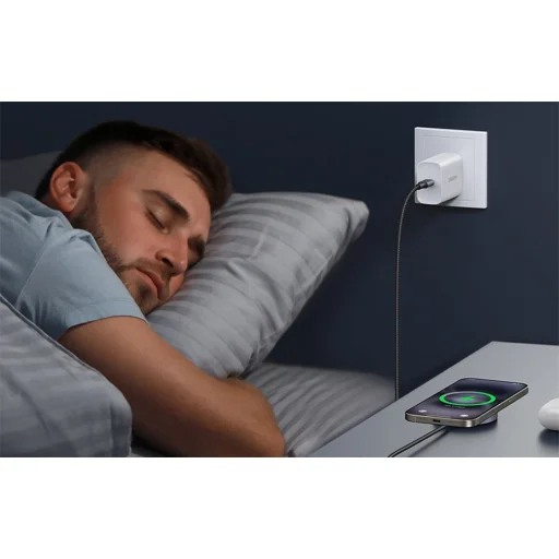 Mágneses Vezeték Nélküli Töltő UGREEN MagSafe W703, 15W, 1,5m - 6