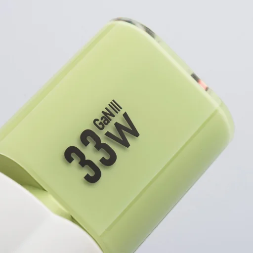 FORCELL F-ENERGY Crystal Color GaN III VT-41 utazó töltő szilikon kábellel 1 x Type C + 1x USB A csatlakozóval, PD QC4.0 33W zöld - 6