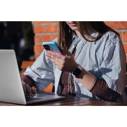 FORCELL F-PROTECT Mirage, katonai ejtésteszttel ellenőrzött tok, MagSafe-kompatibilis, iPhone 15 Pro tok, rózsaszín és kék - 14