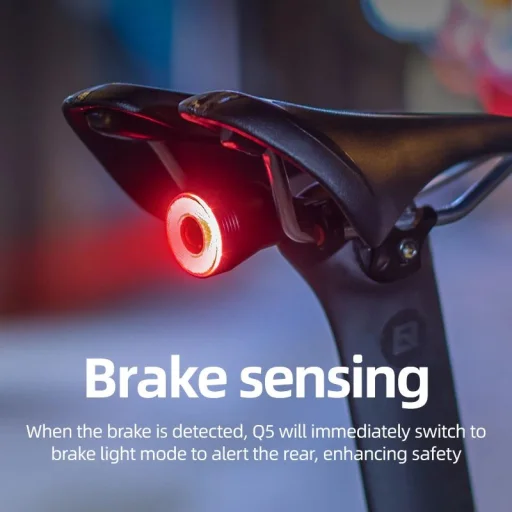 Rockbros Q5 Hátsó Biciklilámpa Intelligens Megállási Rendszerrel - Fekete - 24